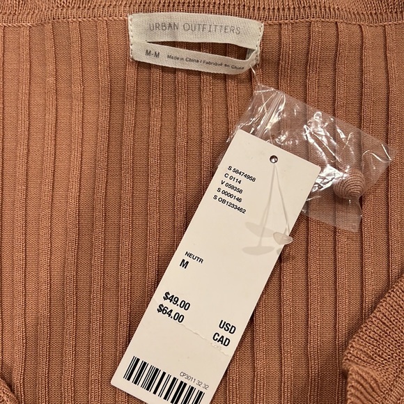 NWT UO Ruffle Cropped Ribbed Button Up Top - Picture 3 of 3